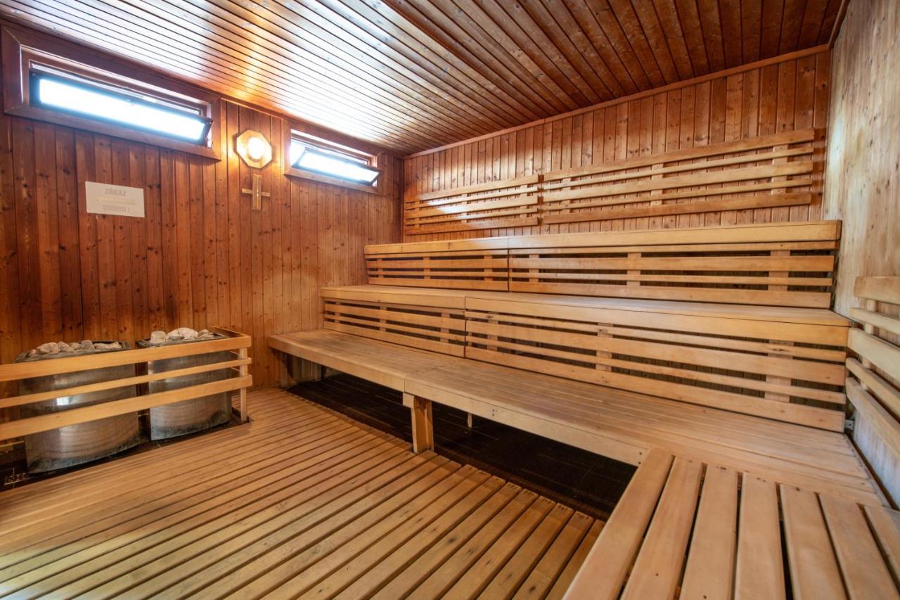 Termaly Male Bielice Otel Partizánske Dış mekan fotoğraf